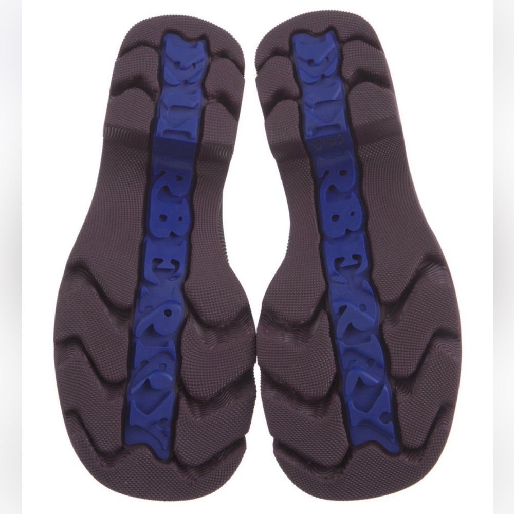 Burberry Rain Boots - Picture 6 of 6